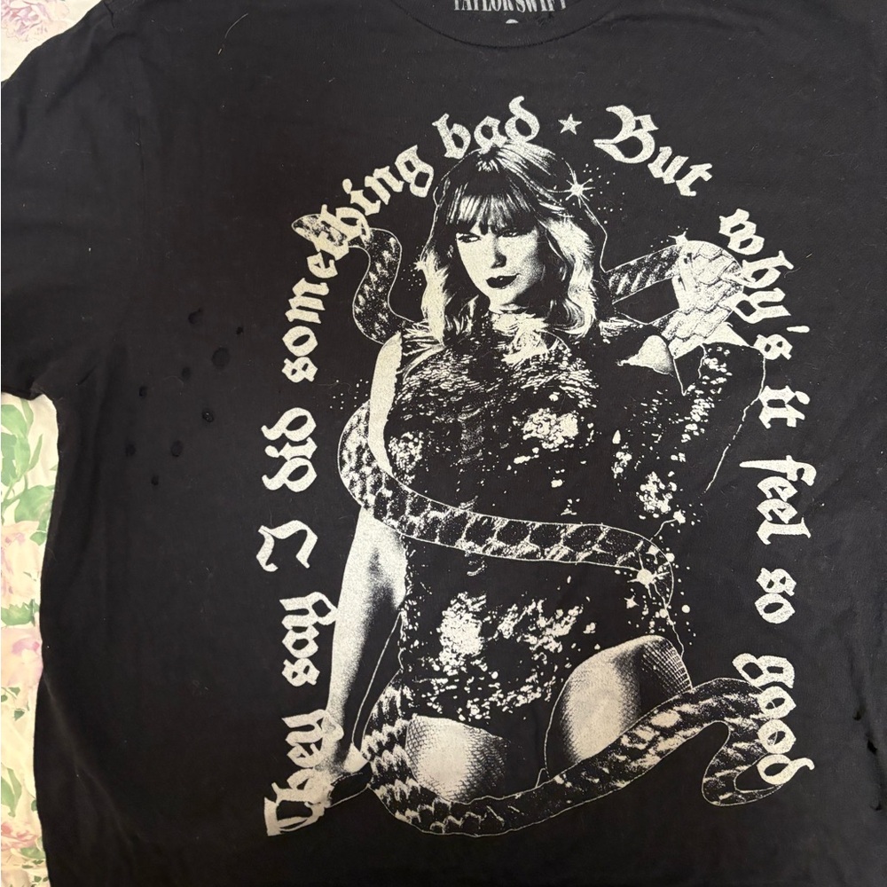 Taylor Swift Reputation black distressed top